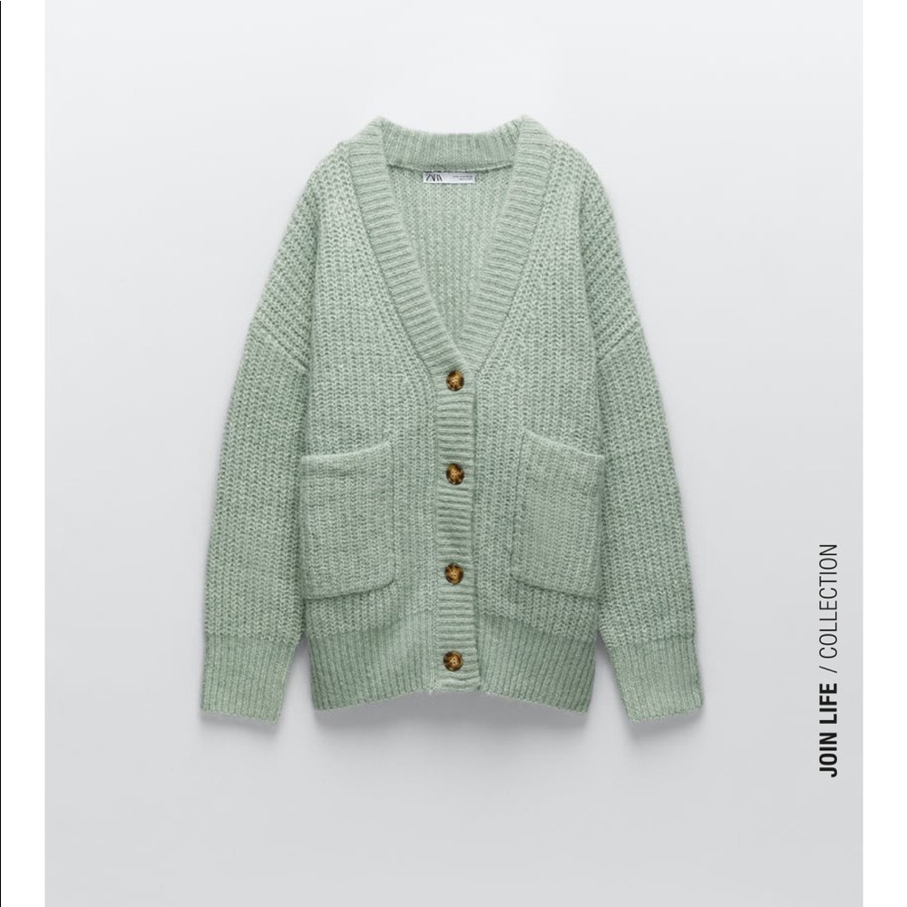 Like new knit sweater